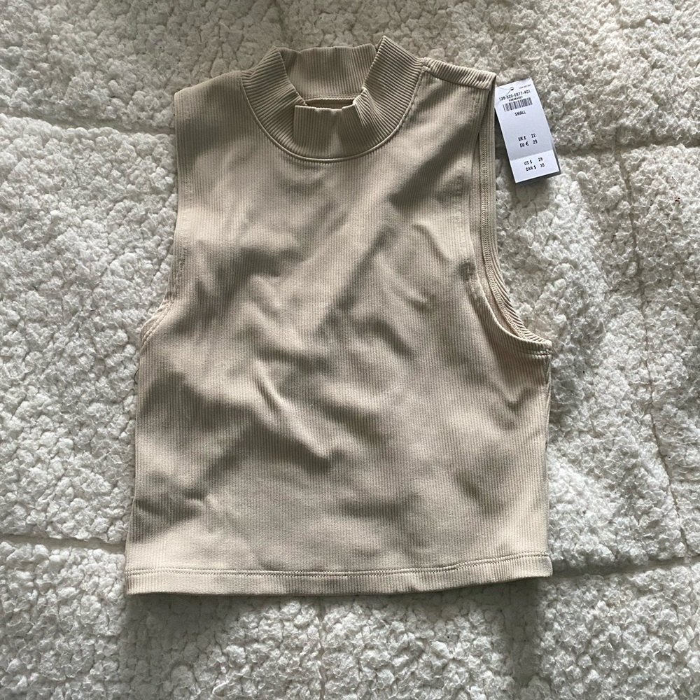 ABERCROMBIE & FITCH Mock Tank